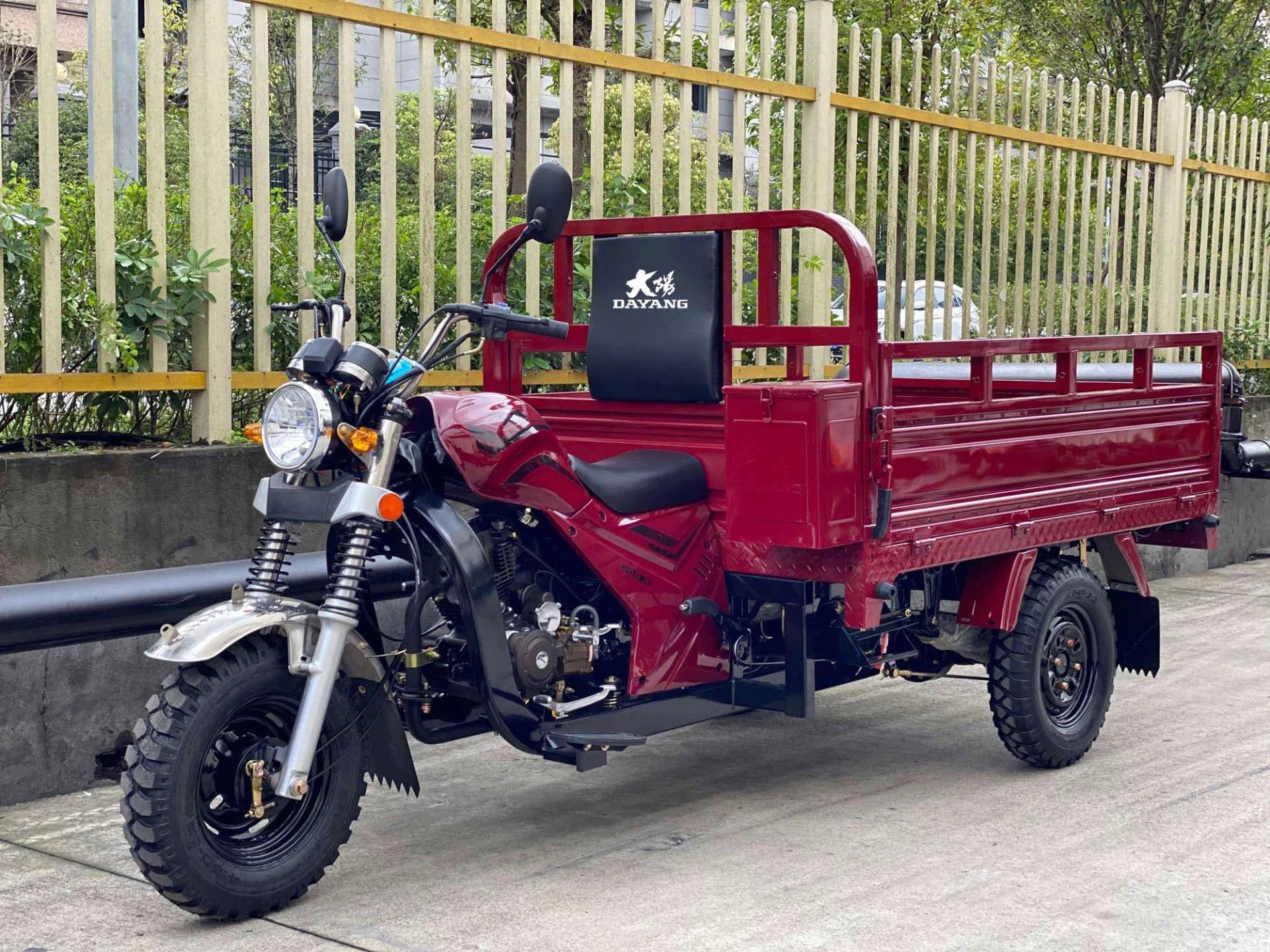 Megawheels Motorcycle Export Petrol Powered 200cc Cargo 3 Wheel Electric Scooter for Adults