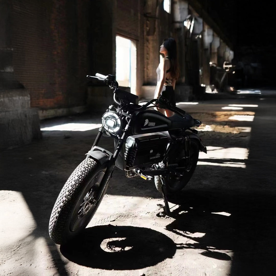 Megawheels Black Warrior Fat Harley Electric MotorBike 48 V Scooter With Removable Lithium Battery
